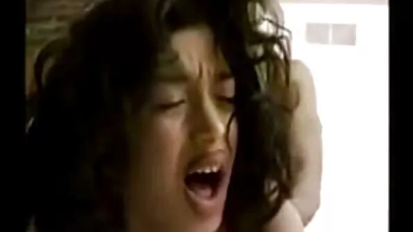 Tätoveeringutes mees keppib raseerimata kiisuga porno xxl seks kuuma litsat.