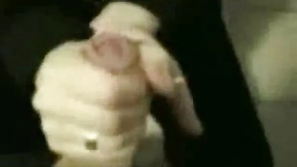 Ablas kuller keppis latino seks uhke figuuriga nunnu.