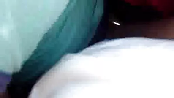 Fänn cams show sex töötas oma tüdruksõbra tagumikul.
