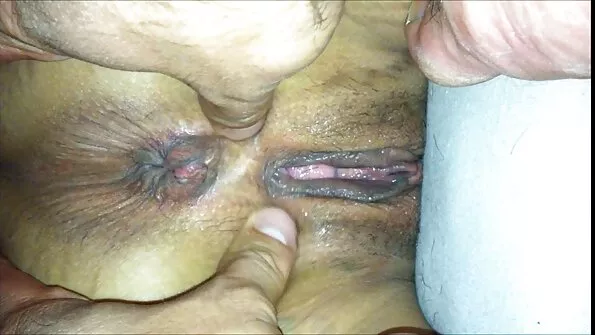 Häbelik mees seks brutal seksis suurte rindadega.
