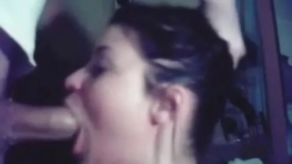 Sõdur super video seks pistis naisele paksu riista tuppe.