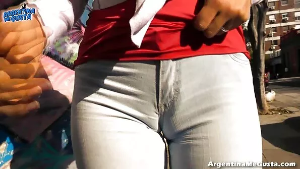 Lits suurel riistal hüppab cams show sex tupega.