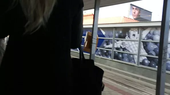 Silikoonrinnadega prügi torgatakse best seks porno jämedalt kägu külge.