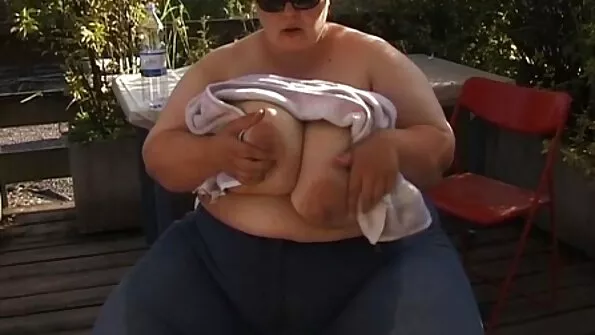 Mees raseeris oma gratis porno sex kire kiisu ja kirjutas selle täissuuruses.