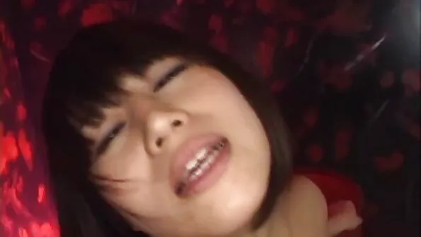 Istub voodis rinnakas porno seks bg sõrmitsev kiisu.