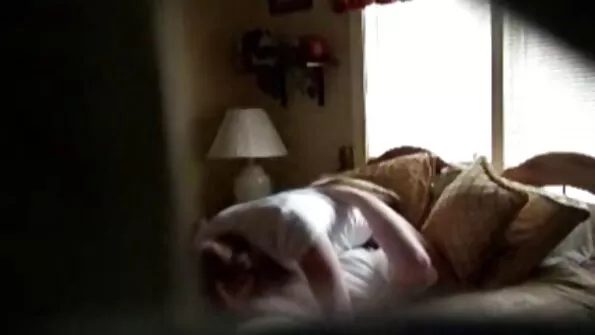 Fraer keppis lahedalt erutatud araabia naist seks oropa pearätikuga.