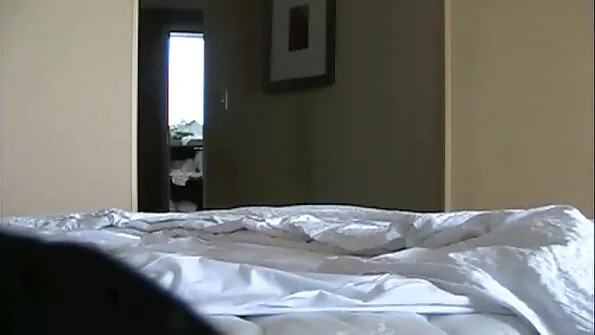 Noorele jaapanlannale seks brutal andis mees esmaklassilist seksi.