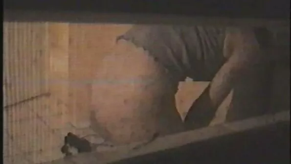 Lahe live seks kamera kutt fucks, tõmbleb oma uue tüdruku kliirist maha.