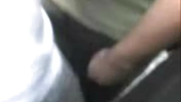 Okhlamon purustab oma tagumikku erinevate meetoditega. free porno seks