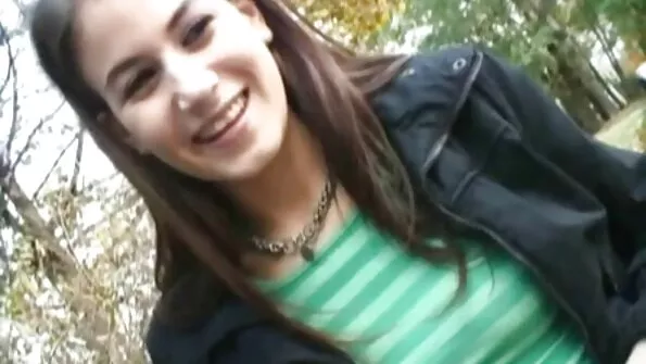 Tuli kohtingule ja võttis video gratis seks tüdruku kaissu.