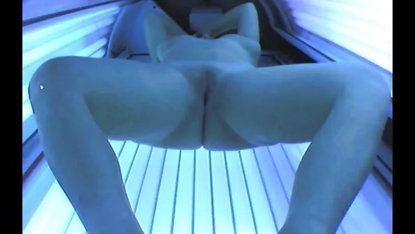 Kauboi läbistas selgelt kiisu kitsasilmalise paksu riistaga. grupni porno video