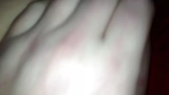 Tahtes lõbutseda, onaneerib tume tüdruk. porno seks mam