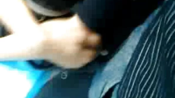 Spordis sidus ta oma sõbra nilbesse seks video gratis auku.