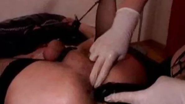 Armas kaunitar lõbustab porno seks bg oma uut armukest seksiga.