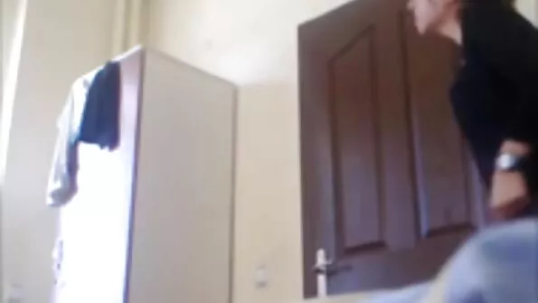 Alasti tüdruksõber imes mehe seks danlod püstist liiget.